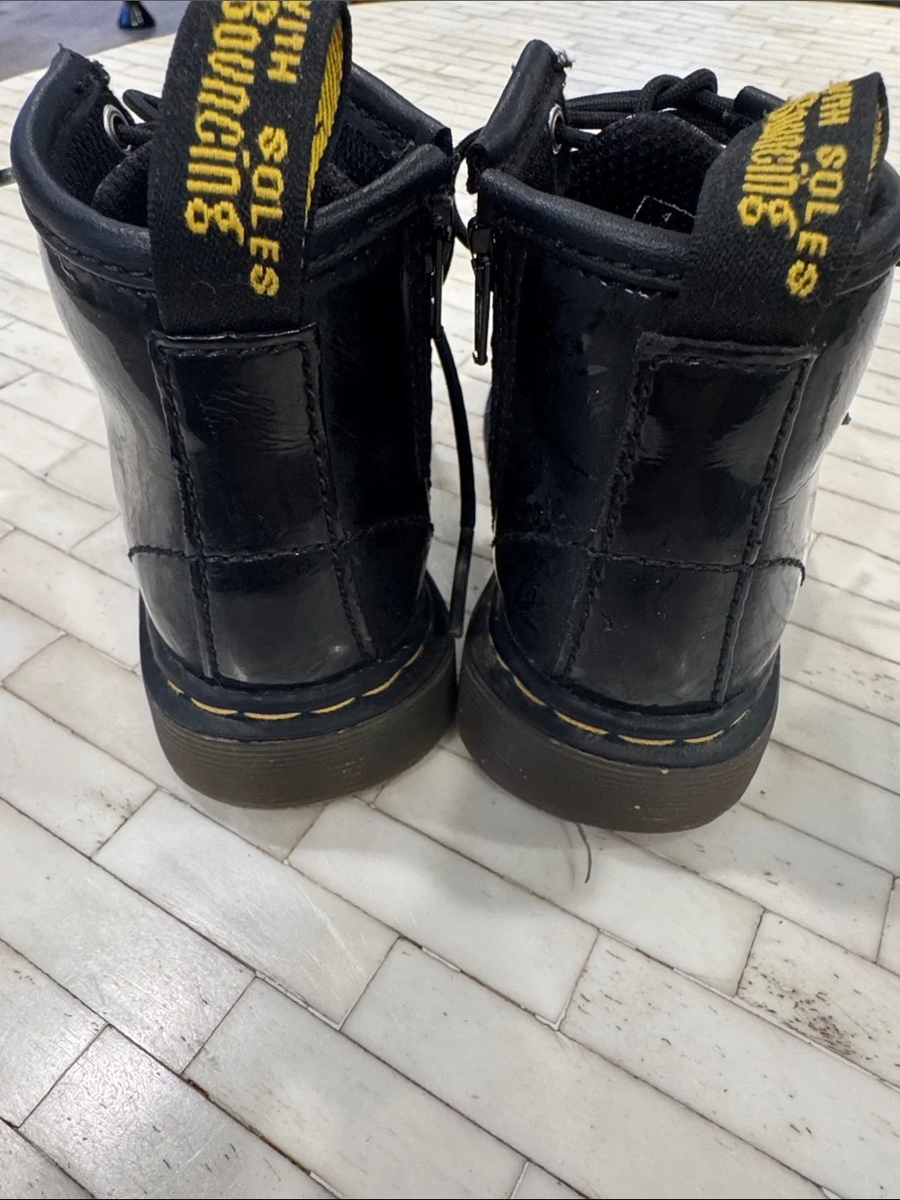 Dr. Martens Kids Black Lace-Up Patent Leather Boots